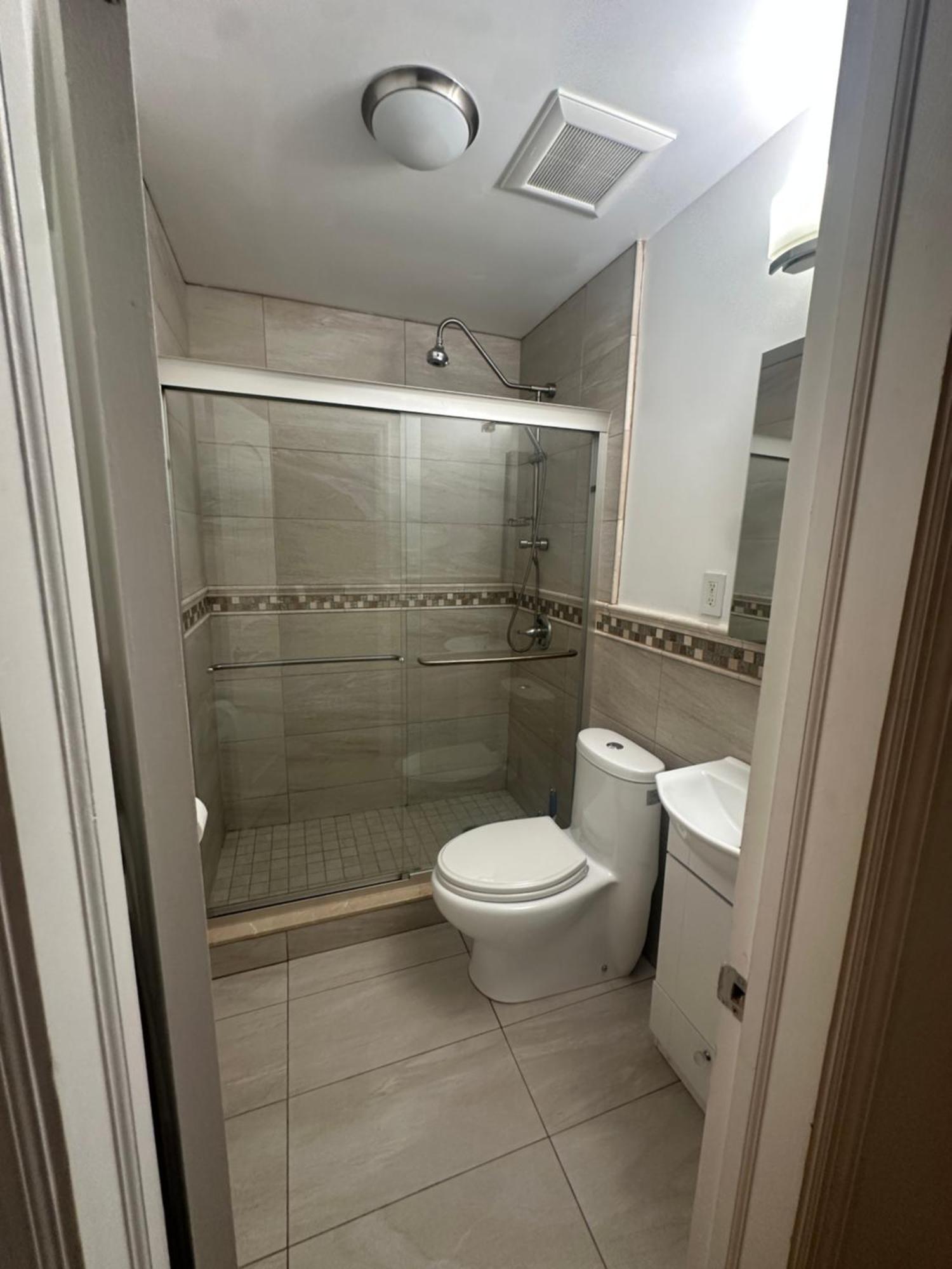 Private Bedroom And Private Bath 뉴욕 외부 사진